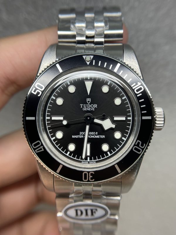 Tudor Black Bay 41mm Super Clone Watch | Luxury Cash on Delivery 1118680396