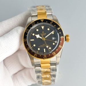 Tudor Black Bay GMT Super Clone Watch | Premium Luxury Replica 1104037772 - front view | Black Bay GMT