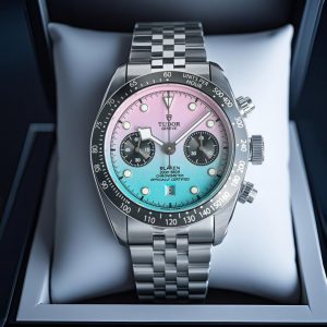 Tudor Black Bay Chrono Super Clone Watch | Premium 1:1 Replica 1138068926 - side view | Black Bay Chrono