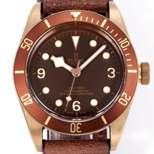 Premium Tudor Black Bay Bronze Super Clone Watch for Men - 43mm 1125344506 - side view | Black Bay