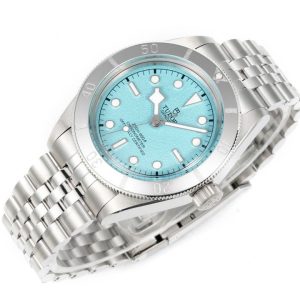 Tudor Black Bay Ice Blue Tiffany 41mm Super Clone Watch with COD 1112204734 - side view | Black Bay