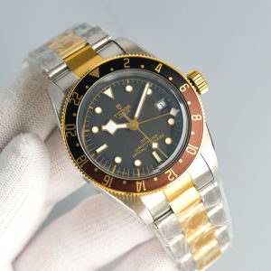 Tudor Black Bay GMT Super Clone Watch | Premium Luxury Replica 1104037772 - side view | Black Bay GMT